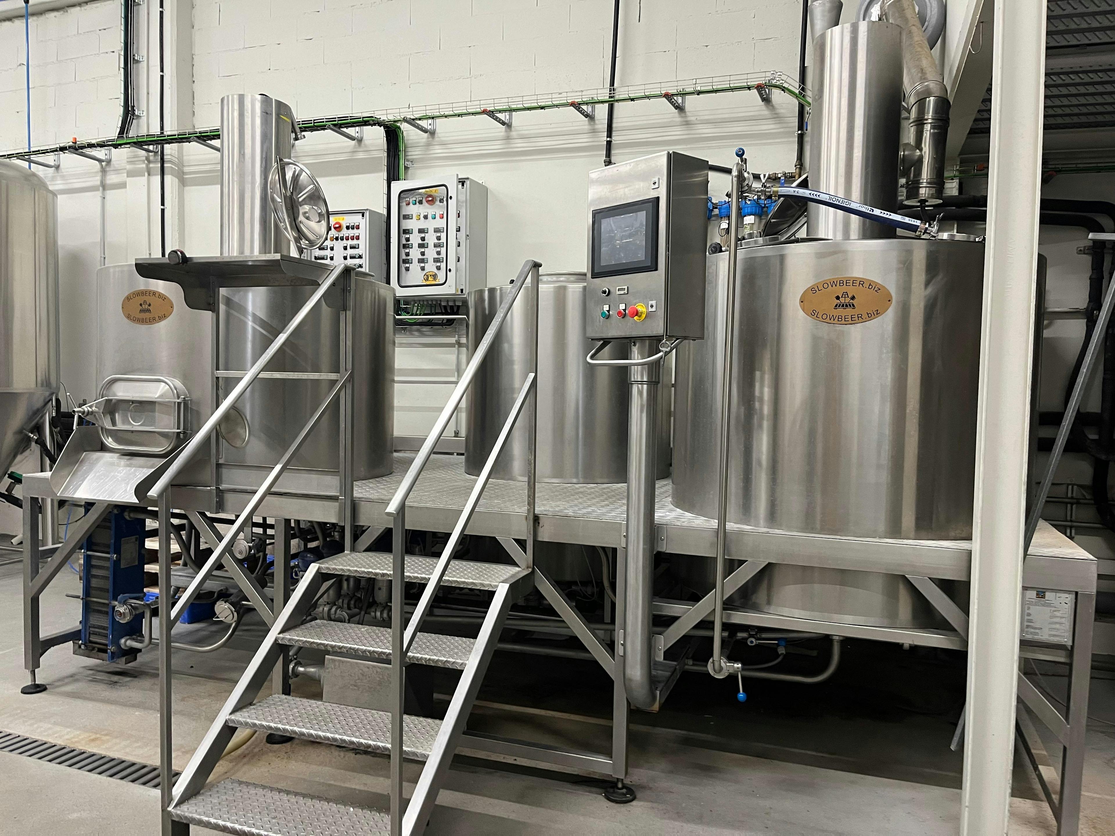 Tabliczka znamionowa of Slowbeer MB 1000 (10HL) 